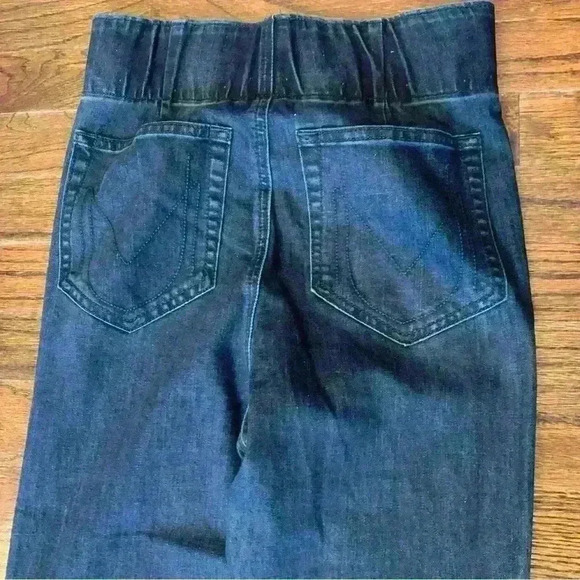 Show Me Your Mumu Blue Pull On Flare Jeans! Size XS - Picture 3 of 9
